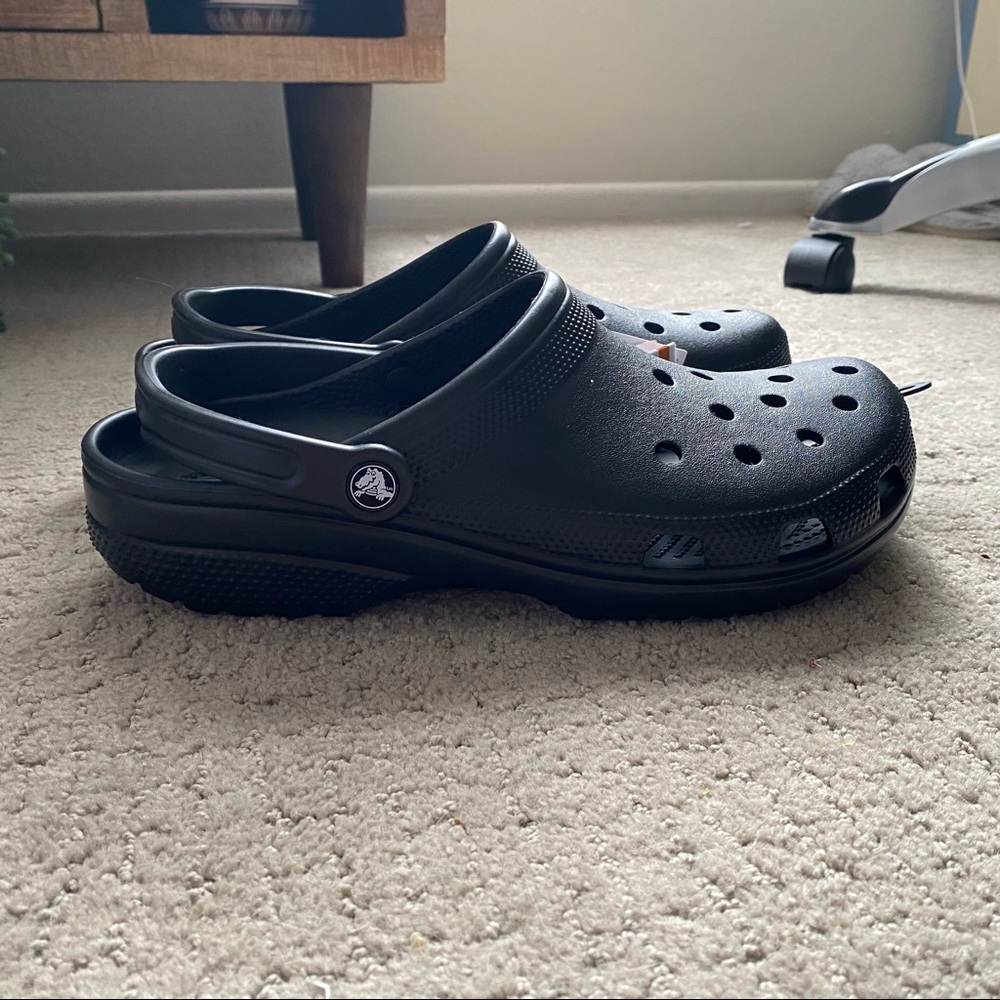 NWT Black Classic Crocs, Men’s 11, Free Shipping!